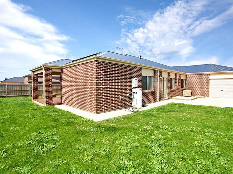 .40 Grassland Drive, Point Cook VIC 3030