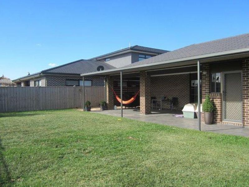 31 Amsterdam Avenue, Tarneit VIC 3029