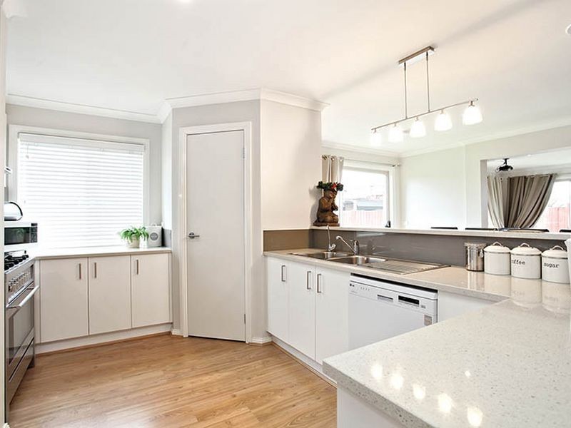14 Amsterdam Avenue, Tarneit VIC 3029