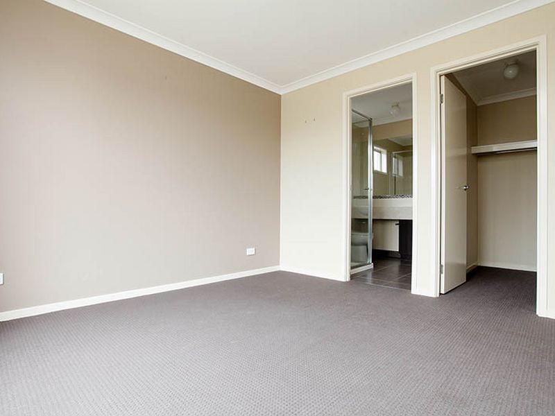 60 Weavers Street, Wyndham Vale VIC 3024