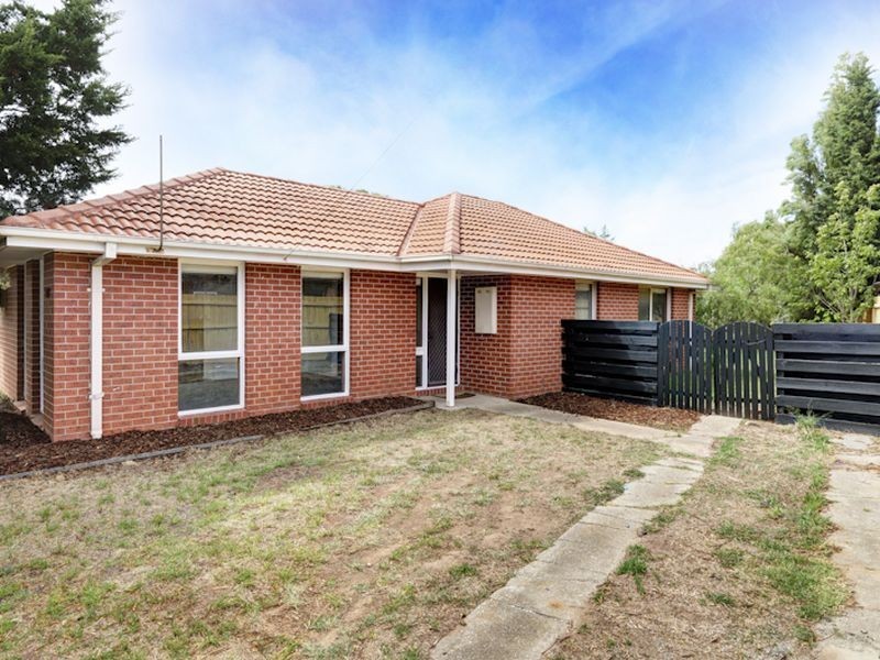 12 Bayview Crescent, Hoppers Crossing VIC 3029