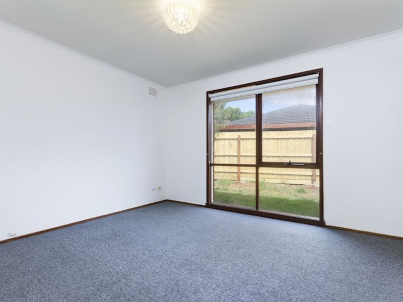 12 Bayview Crescent, Hoppers Crossing VIC 3029