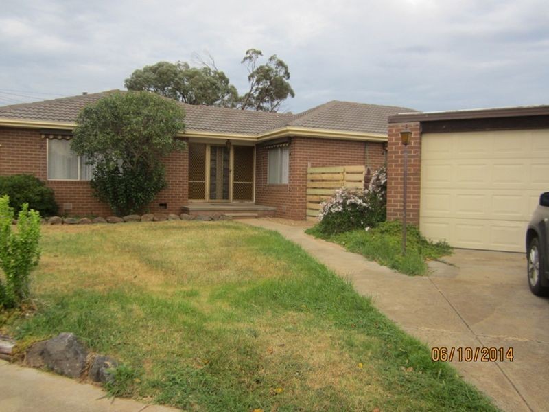 13 Spring Drive, Hoppers Crossing VIC 3029