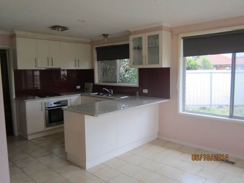 13 Spring Drive, Hoppers Crossing VIC 3029