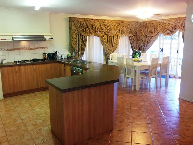 209 Hogans Road, Hoppers Crossing VIC 3029