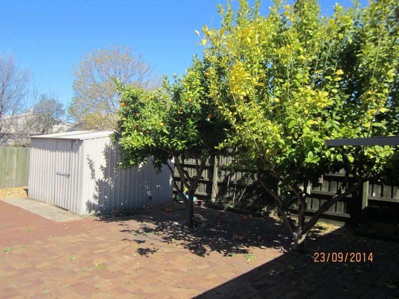 2 Shearwater Court, Hoppers Crossing VIC 3029