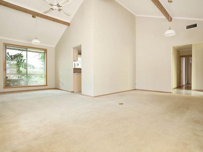 299 Heaths Road, Hoppers Crossing VIC 3029