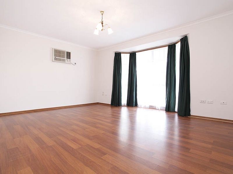 11 Greenshank Court, Werribee VIC 3030