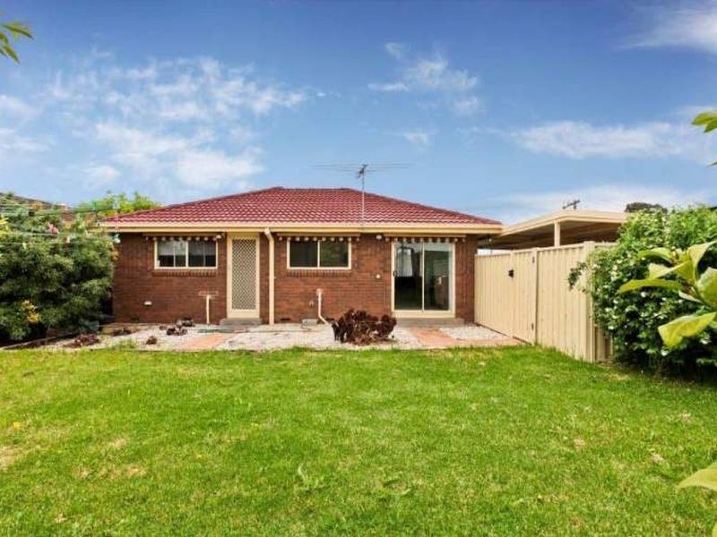 125 Cambridge Crescent, Werribee VIC 3030