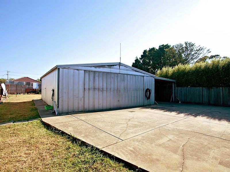 .38 Poole Street, Deer Park VIC 3023