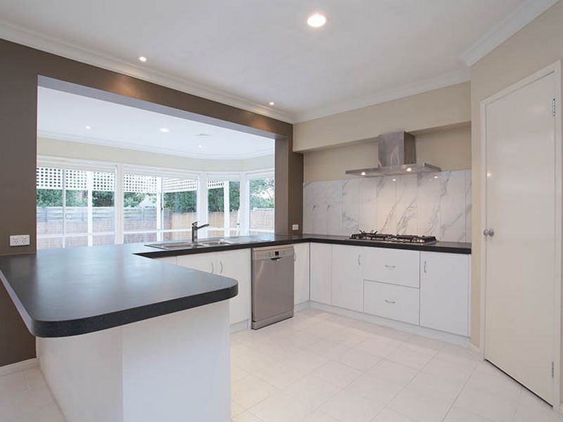 299 Hogans Road, Hoppers Crossing VIC 3029