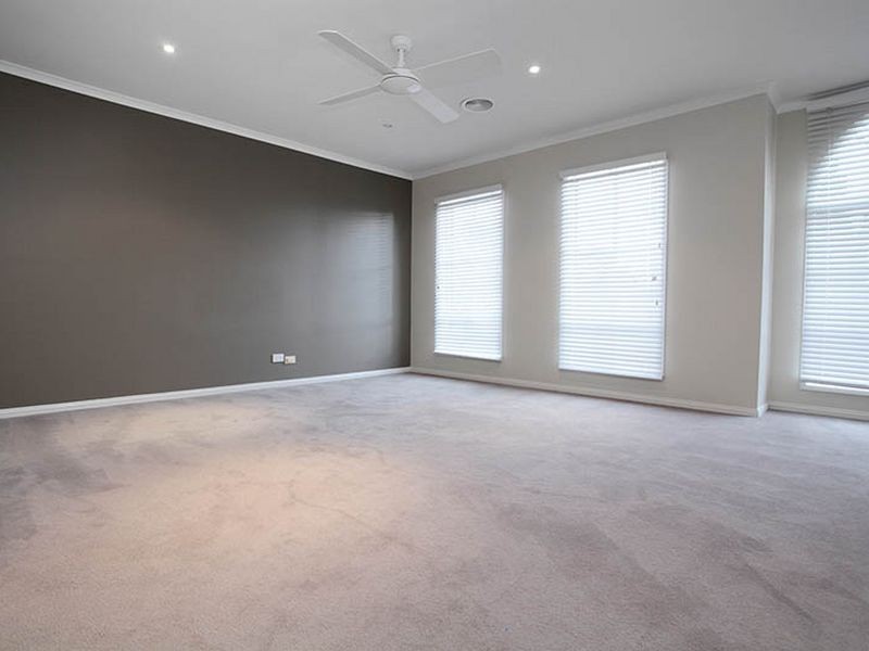 299 Hogans Road, Hoppers Crossing VIC 3029