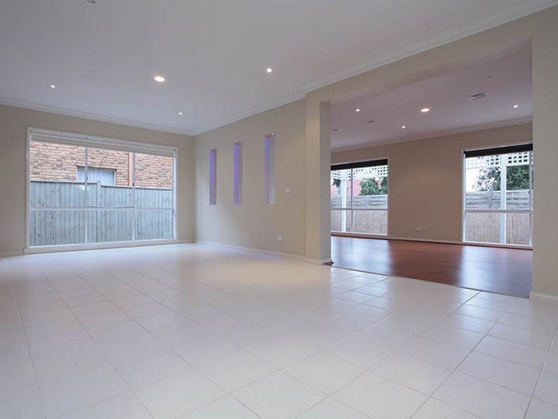 299 Hogans Road, Hoppers Crossing VIC 3029