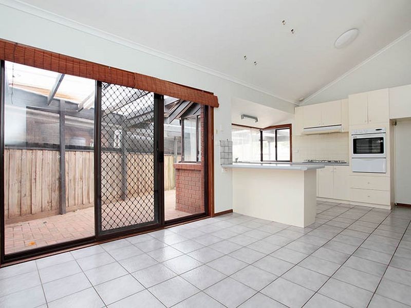 14 Kingfisher Court, Werribee VIC 3030