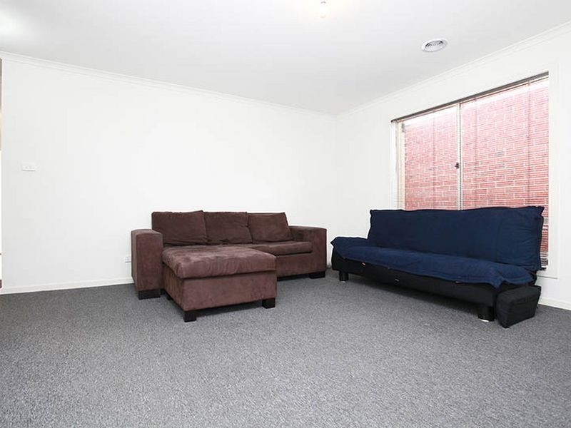 33 Kambah Street, Tarneit VIC 3029