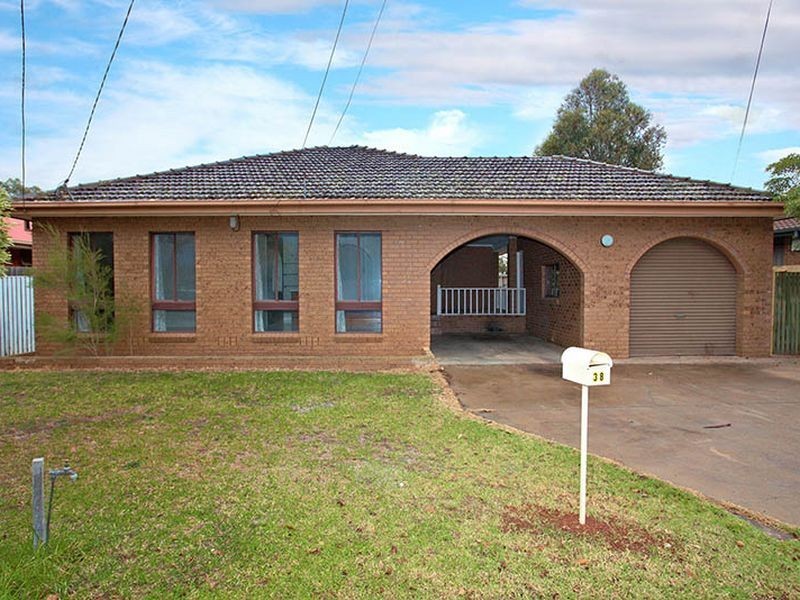 38 Woodville Park Drive, Hoppers Crossing VIC 3029