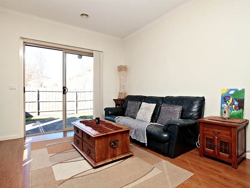 4/4 Georgia Crescent, Werribee VIC 3030