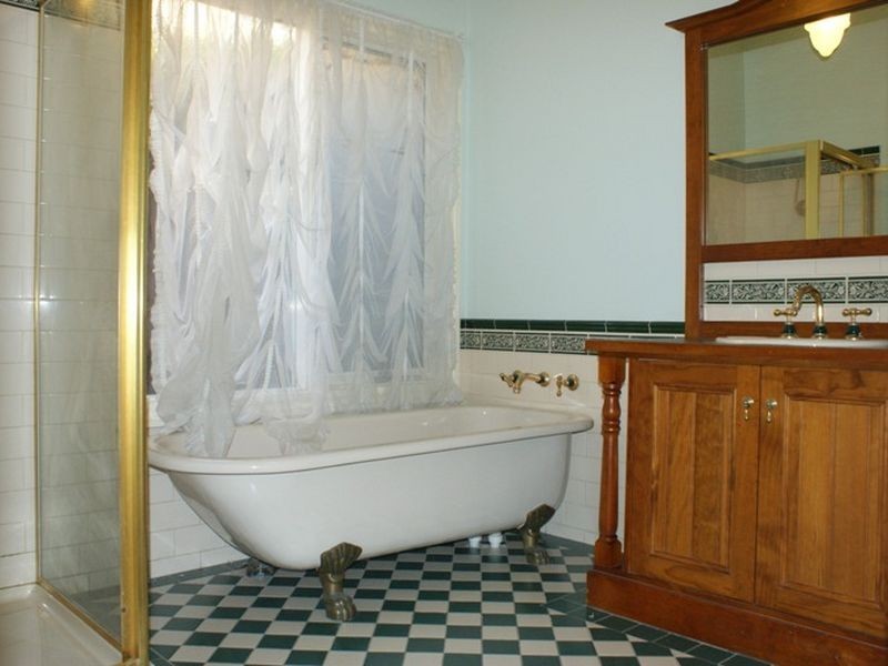 340 Heaths Road, Hoppers Crossing VIC 3029