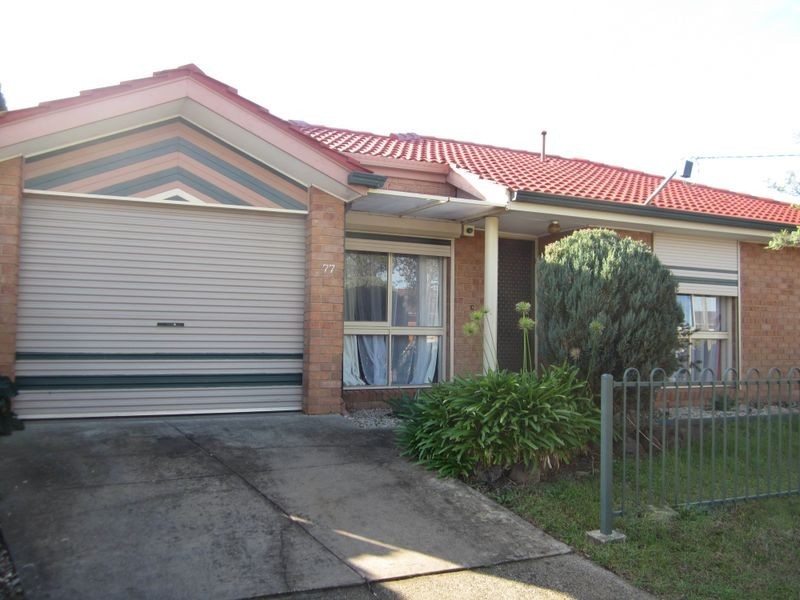 77 Oriole Drive, Werribee VIC 3030