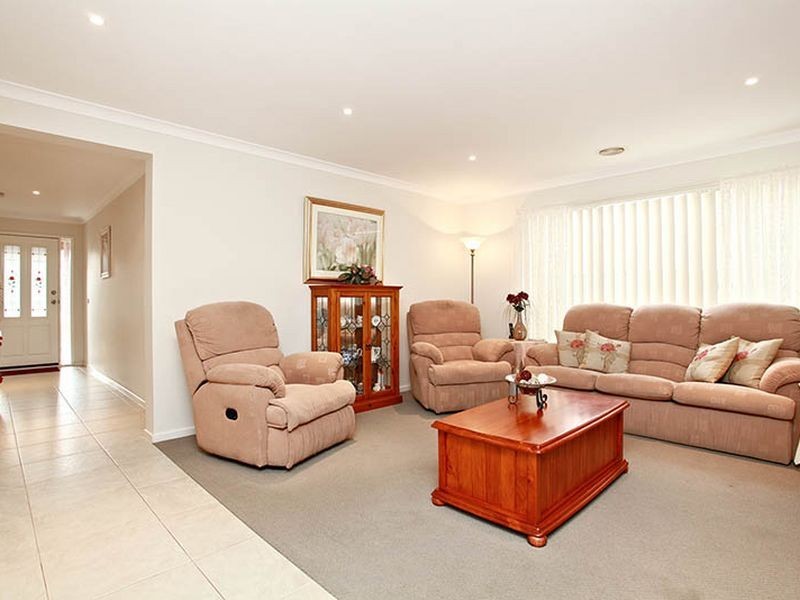 40 Garden View Drive, Tarneit VIC 3029