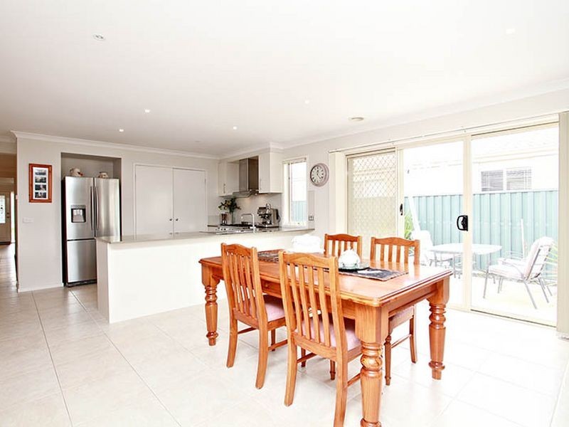 40 Garden View Drive, Tarneit VIC 3029