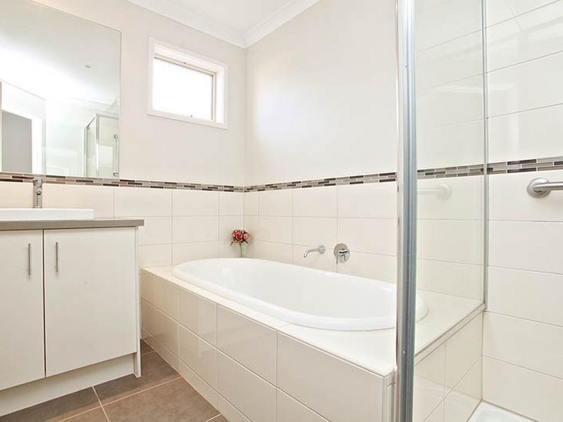 40 Garden View Drive, Tarneit VIC 3029