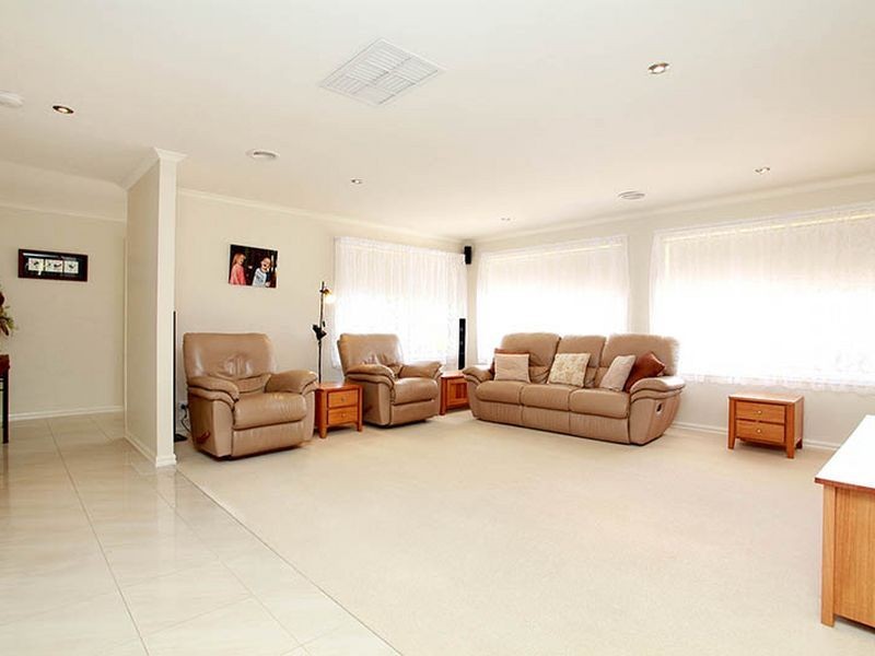 22 Stretton Place, Wyndham Vale VIC 3024