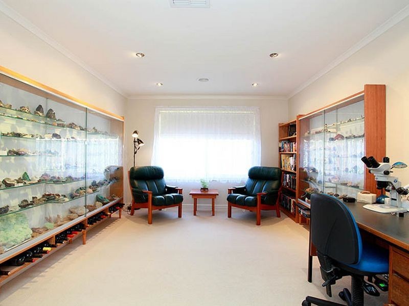 22 Stretton Place, Wyndham Vale VIC 3024