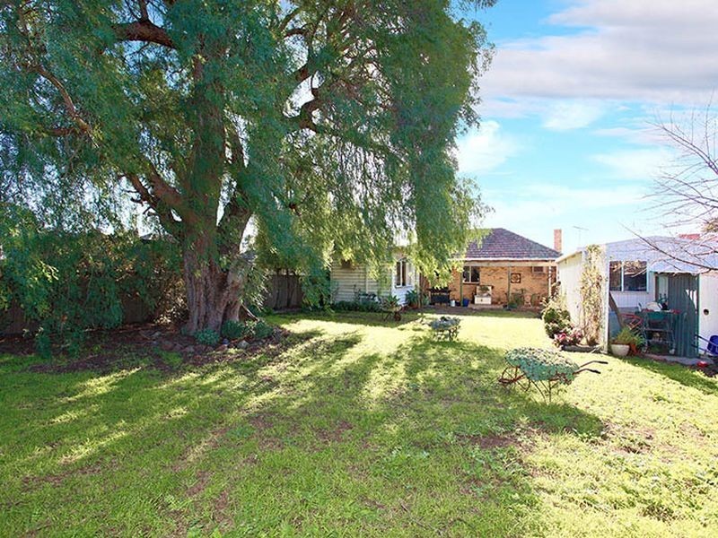 147 Greaves Street North, Werribee VIC 3030