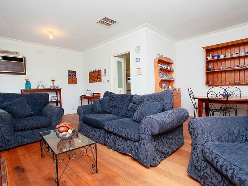 147 Greaves Street North, Werribee VIC 3030