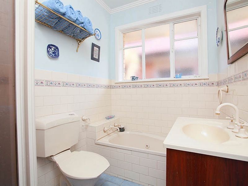 147 Greaves Street North, Werribee VIC 3030