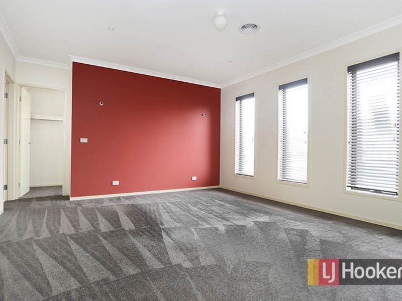 10 Chatham Avenue, Tarneit VIC 3029