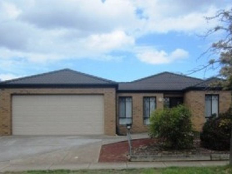 12 Conquest Drive, Werribee VIC 3030