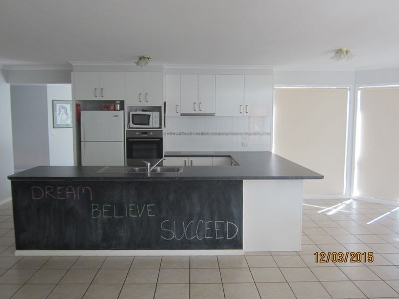 12 Conquest Drive, Werribee VIC 3030