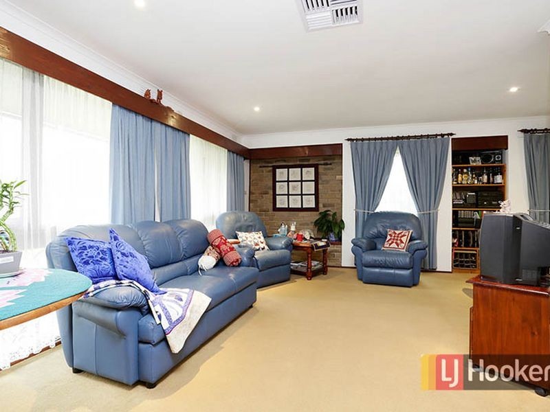 2 Greenhill Crescent, Wyndham Vale VIC 3024