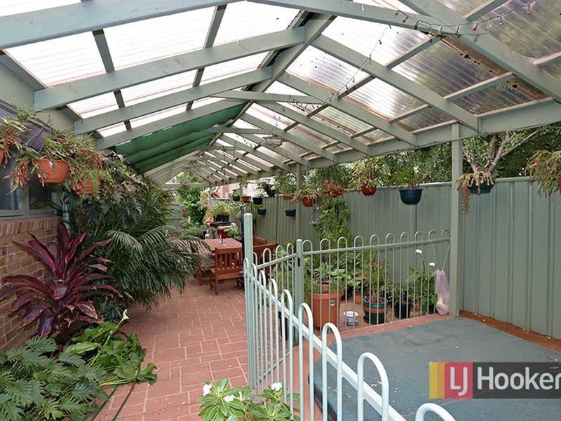 2 Greenhill Crescent, Wyndham Vale VIC 3024