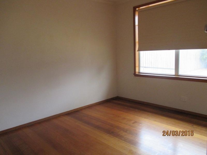 11 Muirhead Crescent, Werribee VIC 3030