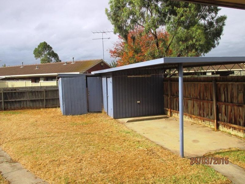 11 Muirhead Crescent, Werribee VIC 3030