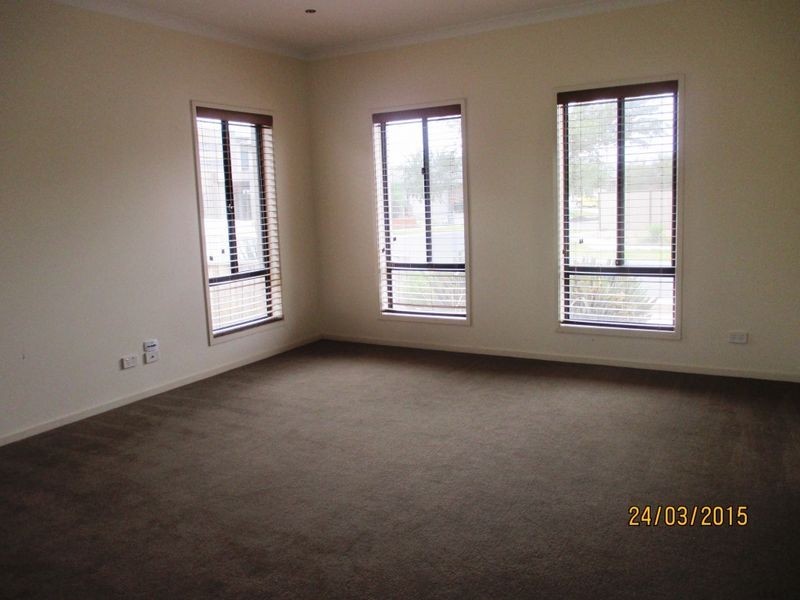 35 Tamar Avenue, Point Cook VIC 3030