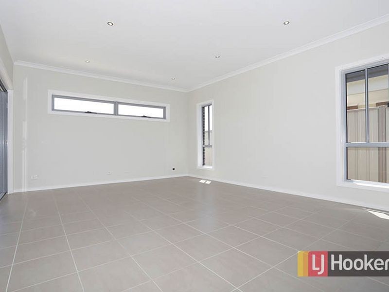 6 Gladesville Street, Truganina VIC 3029