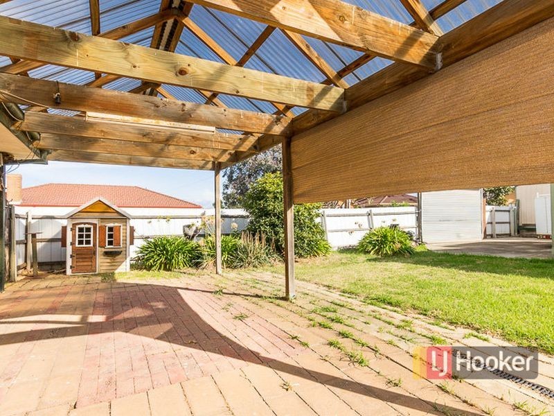 42 Mt Eagle Way, Wyndham Vale VIC 3024