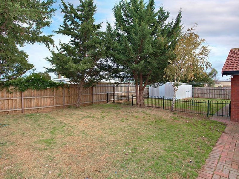 14 Kingfisher Court, Werribee VIC 3030