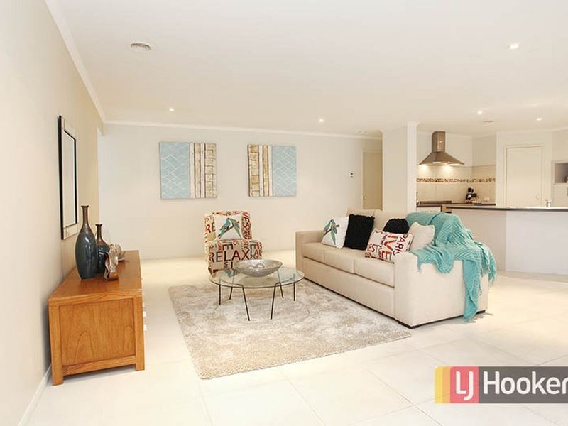10 Chestnut Grove, Werribee VIC 3030