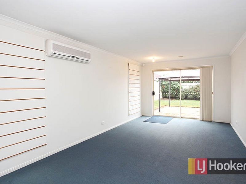 10 Chestnut Grove, Werribee VIC 3030