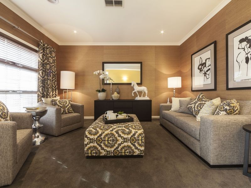 110 Flowerbloom Crescent, Clyde North VIC 3978