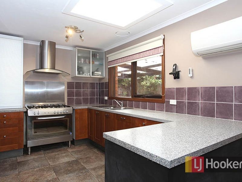 32 Hooker Road, Werribee VIC 3030