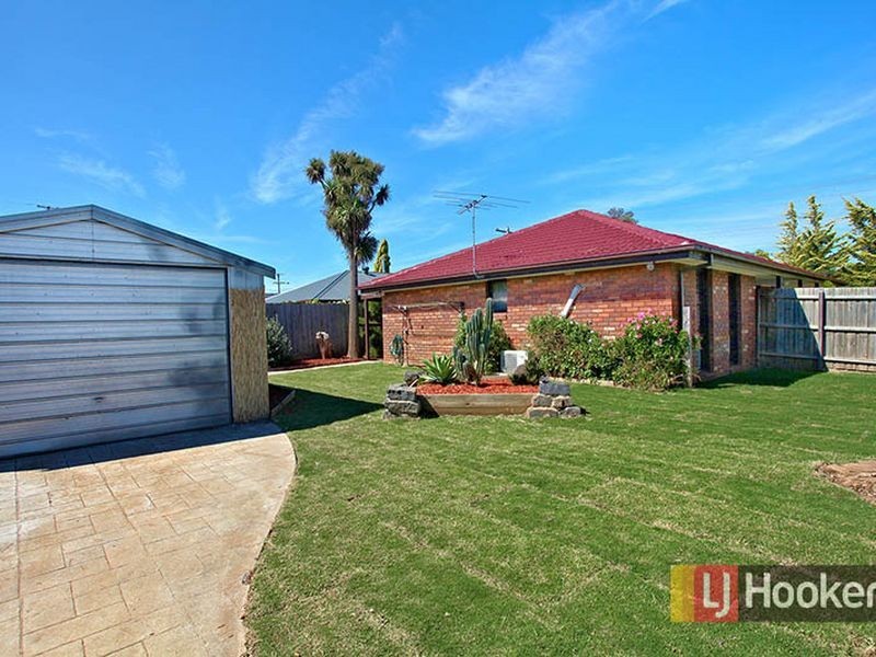 32 Hooker Road, Werribee VIC 3030