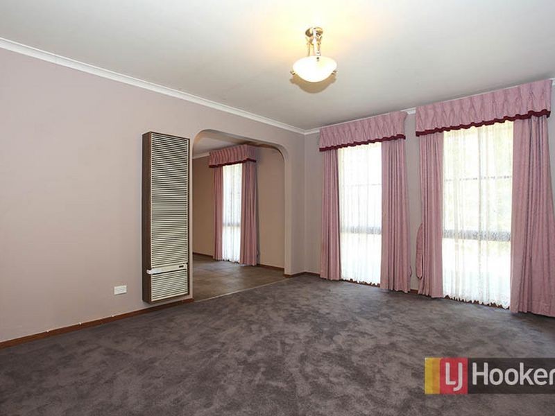 32 Hooker Road, Werribee VIC 3030