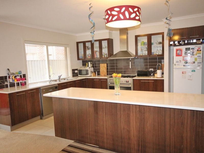 51 Lamington Drive, Tarneit VIC 3029