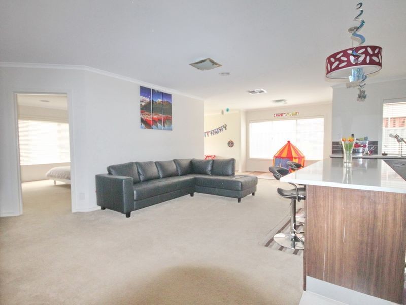51 Lamington Drive, Tarneit VIC 3029